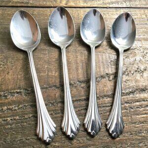 Set Of 4 Oneida Bancroft Ridged, Flared Tip Stainless Teaspoons Made In USA EUC